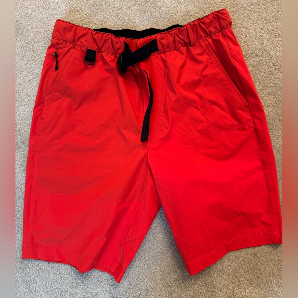 NWT Banana Republic BR Sport Performance Shorts NWT Medium